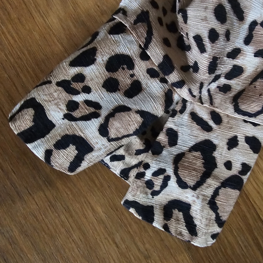 SilkLand 100% Silk Animal Print Blouse Women's Vintage Size Large - Picture 8 of 14